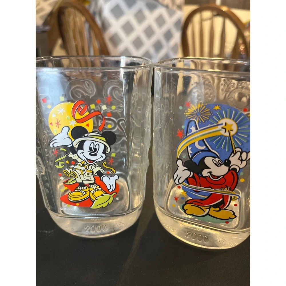 Vintage McDonalds Disney World 2000‎ Millennium Glasses Safari Sorcerer 2pc